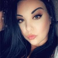 Lacey Gross's Instagram, Twitter & Facebook