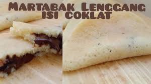 Gak hanya martabak manis dan gurih, tapi ada juga martabak lenggang yang adonannya seperti martabak manis, tapi bisa diisi seperti cokelat, beragam selai, sampai abon jika ingin rasanya gurih. Resep Martabak Lenggang Youtube