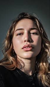 What do you think the reality rate is? FLUX FP8 : r/FluxAI