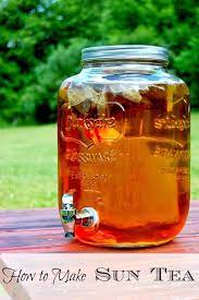 How To Make Sun Tea Sun Tea Sun Tea Recipes Iced Tea Recipes
