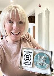 Elena Dickerson's Instagram, Twitter & Facebook