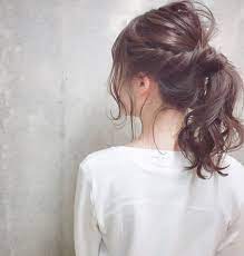 抜け感ヘアの極意 今さら聞けない 上手な 引き出し方 後れ毛 のコツ 黒髪 ヘアアレンジ 結婚式 ポニーテール 髪型 ハーフアップ