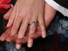 The striking similarities between princess eugenie and mom sarah ferguson's engagement rings. Princess Eugenie S Engagement Ring Get The Look