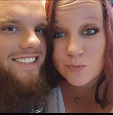 Beware of this guy he is scamming people for there hardworking money he say  he is a tree arborist but he is not he does crappy work he had done damge to