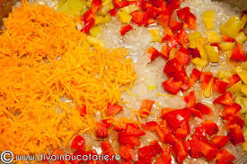 Când legumele au fiert, se scurge apa. Varza Calita De Post Diva In Bucatarie