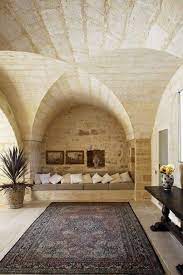 With Its Tower Dating From 1606 Masseria Torre Ruggeri Is A Wonderful Example Of A Tradit Architettura Di Interni D Epoca Architettura Di Interni Architettura