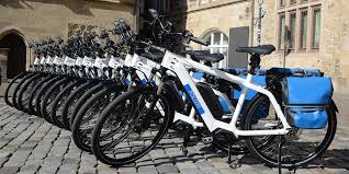 Met de high speed ebikes van ibike haal je tot 45 kilometer per uur als je zelf mee trapt. Polizeidirektion Osnabruck Flottet S Pedelecs Ein Electrive Net