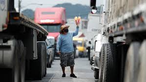 Y el 31 de diciembre, el toque de queda irá desde las 11:00 p.m. Habra Toque De Queda En Guatemala El 24 De Diciembre Esto Se Sabe Del Mensaje Que Circula En Whatsapp Prensa Libre