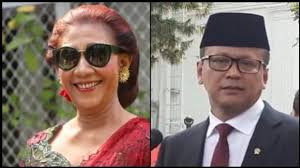 Susi pudjiastuti yang pernah menjabat sebagai menteri kelautan dan perikanan ini terlihat nyentrik dan kontroversial. Edhy Prabowo Ditangkap Kpk Netizen Kami Rindu Ibu Susi Pudjiastuti
