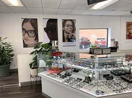 Expert eye surgeons and routine eye care in two convenient locations. Complete Eye Care Center 61 Photos 118 Reviews Eyewear Opticians 2825 Crenshaw Blvd Los Angeles Ca Phone Number Yelp