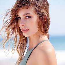 Susanne Bernstein's Instagram, Twitter & Facebook