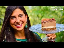Fullyraw Chocolate Pecan Pie This Is Probably The Most Decadent Pie I Have Ever Made With 5 Delectable Raw Vegan Desserts Vegan Desserts Chocolate Pecan Pie
