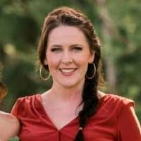 Joann Curry's Instagram, Twitter & Facebook