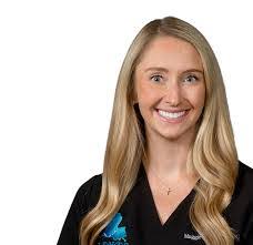 Kim Dakin's Instagram, Twitter & Facebook