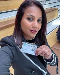 Can anyone recommend a fencing company they have personally used please?  I'd like to replace the low wire fence separating my garden from next door.  Not looking for people recommending themselves or