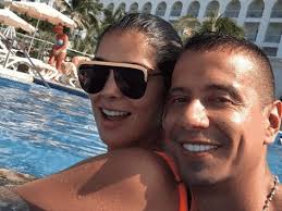 Andreina fiallo publicó una foto en su cuenta de instagram por la que sus seguidores le dicen que se ve muy vulgar. Andreina Fiallo Tuvo Que Sentar A Sus Hijos Para Dialogar Cuando La Tildaron De Quita Maridos Santa Marta Al Dia