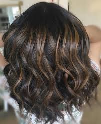50 Hair Color Highlights And Lowlights For Brunettes Blonde Caramel Koees Blog Brown Hair With Lowlights Light Hair Hair Color Highlights