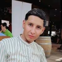 10+ perfiles de «Armando Roca»