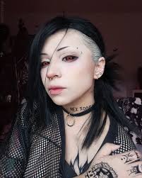 𝑽𝒂𝒏𝒏 𝑪𝒂𝒔𝒕𝒍𝒆