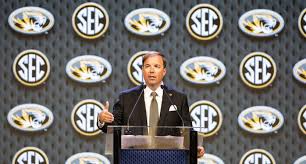 Eli Drinkwitz takes hilarious dig at CBS Sports' Dennis Dodd