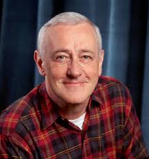 John Mahoney 'Frasier' tributes: How reboot honors Martin Crane