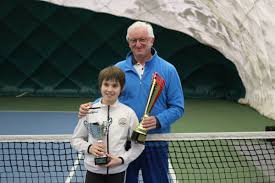 Linda nosková ( tk precheza přerov) obdržela volnou kartu od čts a této možnosti využila naplno, předvedla skvělý tenis a díky svým výkonům se nakonec probojovala až do semifinále. Linda Noskova S Trenerem Panem Pavelkou Tenisovy Klub Na Doline