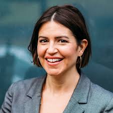 Abigail Ellis's Instagram, Twitter & Facebook