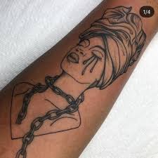 Dark Skin Body Art On Instagram Nice Line Work With A Dash Of Pepper And Powerful Imag Stylist Tattoos Black Girls With Tattoos Dark Skin Tattoo