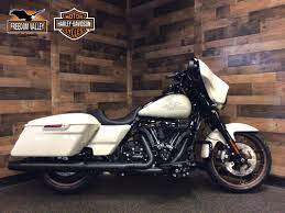 2023 Harley-Davidson® Street Glide® ST White Sand Pearl | Freedom Valley  Harley-Davidson®