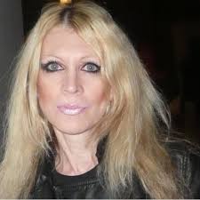 Time to buy some birdseed😎