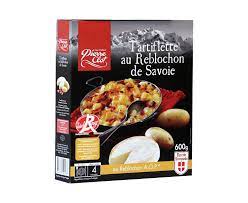 Tartiflette au reblochon de savoie pomme de terre lardons patate reblochon savoie authentique fumé ski montagne tartiflette cuisine rapide plat principal cuisine facile cuisine express. La Tartiflette
