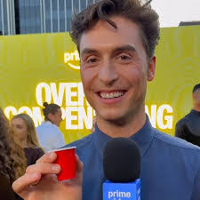 Devon Stoddard's Instagram, Twitter & Facebook