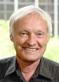 Congratulations to Ritankar Das for winning the UC Berkeley University  Medal! (He also won our Steven Chu Undergraduate Research Prize at the 2012  meeting for his talk about "Thermodynamic description of cellulose