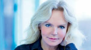 The official twitter feed for internationally bestselling author lucinda riley. Lucinda Riley Bestselling Author Of The Series The Seven Sisters Is Dead Illibraio It