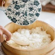 Among the different brands of japanese short grain rice available, koshihikari(see details) is probably the most popular and most preferred type grown in japan. How To Make Sushi Rice The Authentic Way Chopstick Chronicles