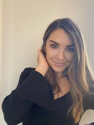 About — laura cooper