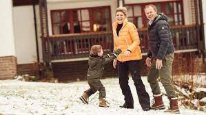 We did not find results for: Harmen Bisschop Van Tuinen De Man Van Pauline Wingelaar Sterren Op Tv