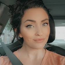 Brianna Tuttle's Instagram, Twitter & Facebook