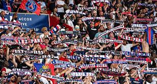Paris finit l'année sur une victoire en dominant le match, face à une équipe de brest courageuse, rapidement dimuniée à 10 joueurs. Neri3rw2ysmjkm