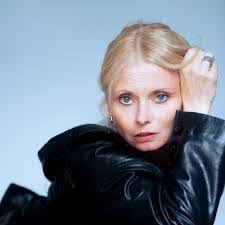 Anna Funke's Instagram, Twitter & Facebook