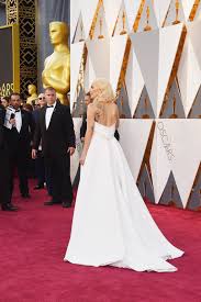 Lady Gaga Prachtiges Brautkleid Event Kleider Und Oscar Kleider