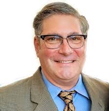 Tyler Dahl's Instagram, Twitter & Facebook