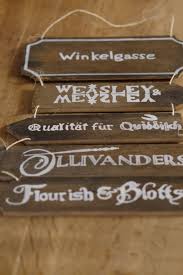 Es muss voller liebe sein. In Der Winkelgasse Utiniswundertuete De