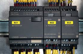 An electrican gives the homeowner tips to label his electrical panel and its circuit breakers. Labels For Control Panel Identification Thermal Transfer Tag16 06te 1211 Ye 596 01211 Hellermanntyton