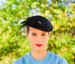 Vintage Half Hat With Feather Vintage Hat 1950s Hat Vintage Etsy Hats Vintage Vintage Millinery Tea Party Hats