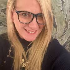 Bonnie Hedden's Instagram, Twitter & Facebook