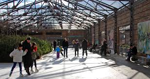It offers both day and night skating, with different hours depending on the day. Free Public Skating Evergreen