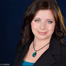 Donna Macaulay's Instagram, Twitter & Facebook