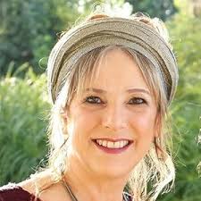 Amazon.com: Maureen Earl: books, biography, latest update