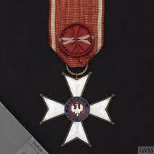 The order of polonia restituta (polish language: Order Of Polonia Restituta Officer S Cross Order Odrodzenia Polski Krzyz Oficerski Poland Imperial War Museums